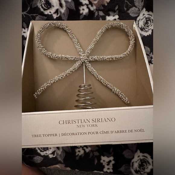 ✨ Christian Siriano Viral SILVER Bow Tree Topper ✨ - Picture 2 of 2
